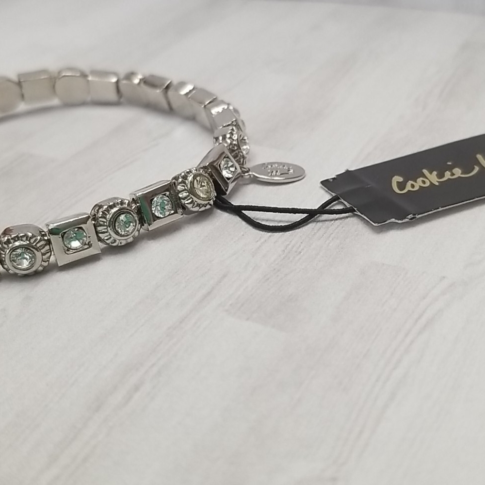 Cookie Lee Crystal silver glam stretch bracelet-clear NWT - Picture 3 of 7